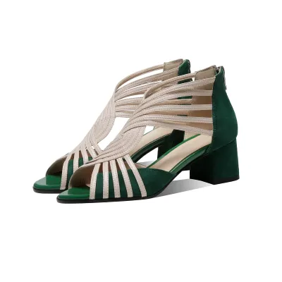 MULTI-STRAP WITH COMFORTABLE MID-HEEL